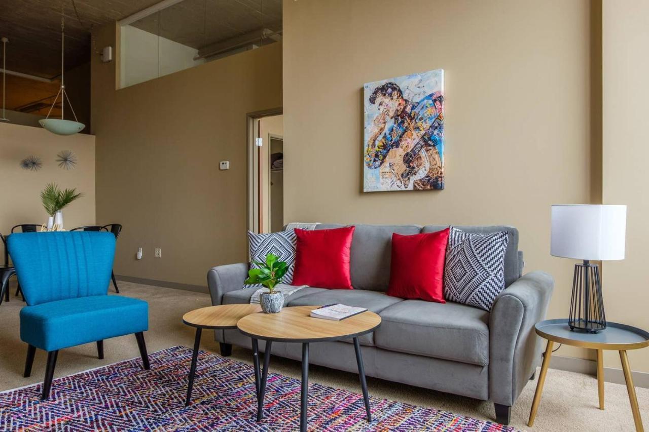 Frontdesk Waterfront Apts Downtown Cleveland Apartman Kültér fotó